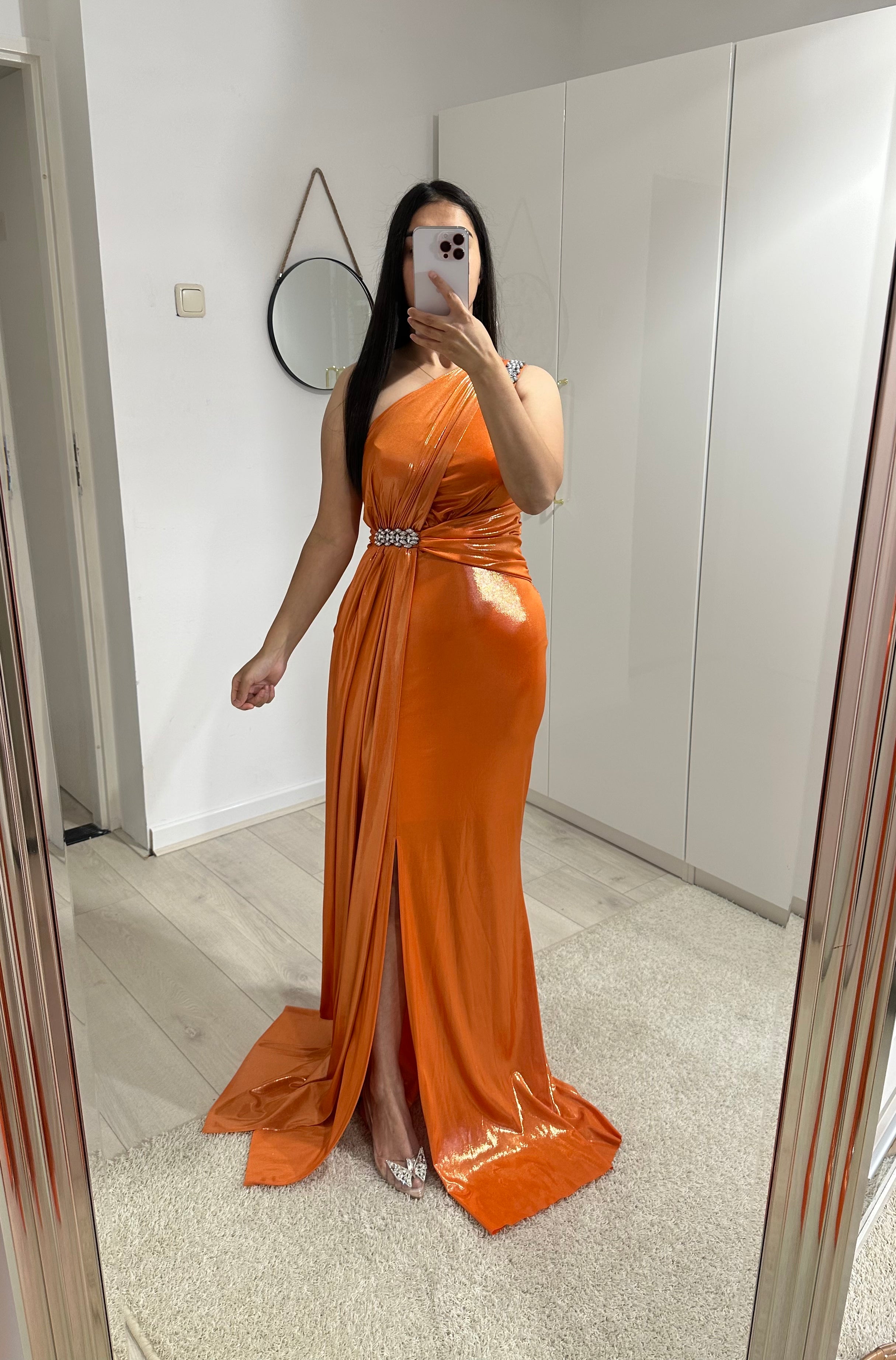 1167 - Orange dress
