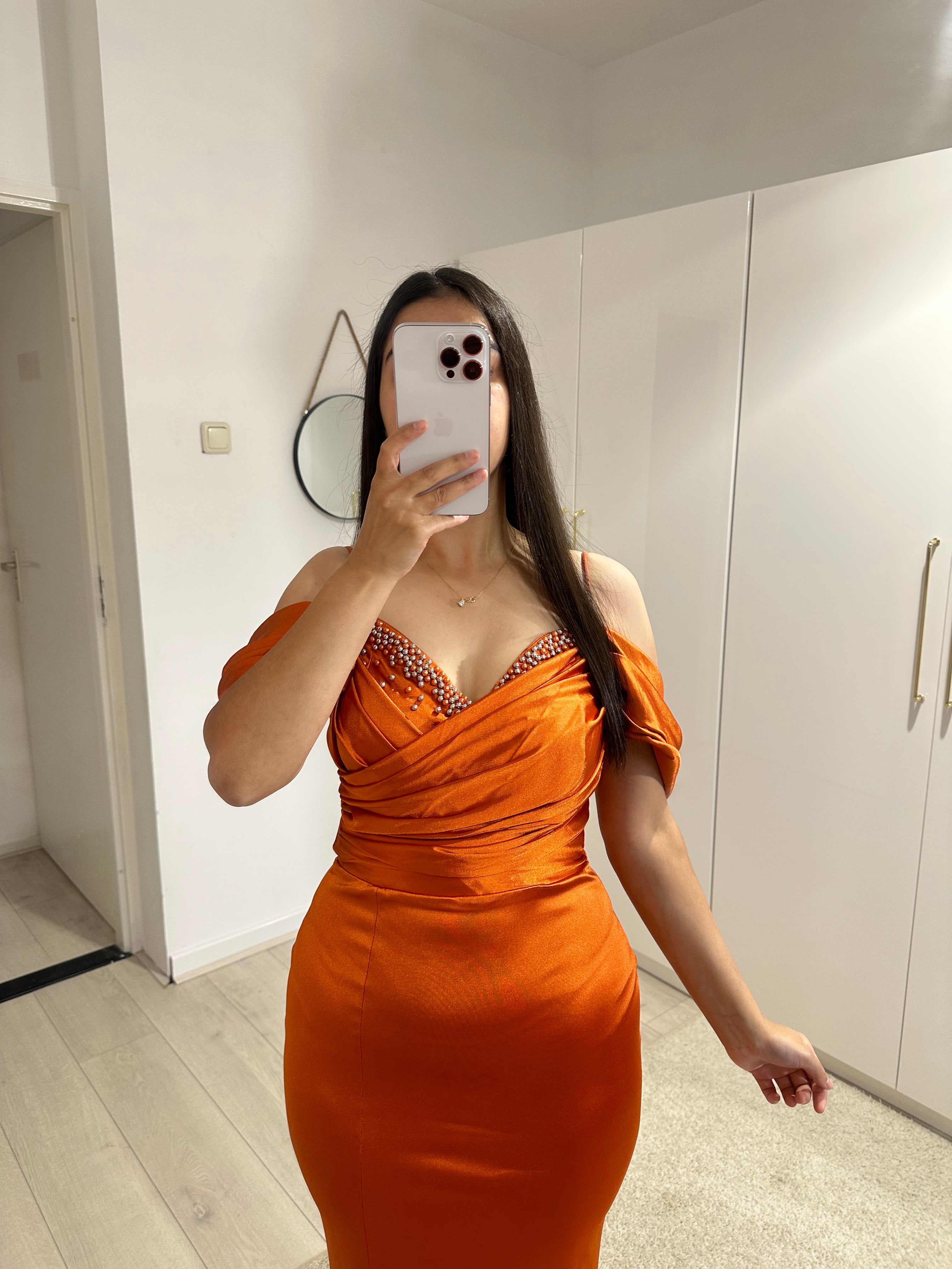 1171 - Orange dress
