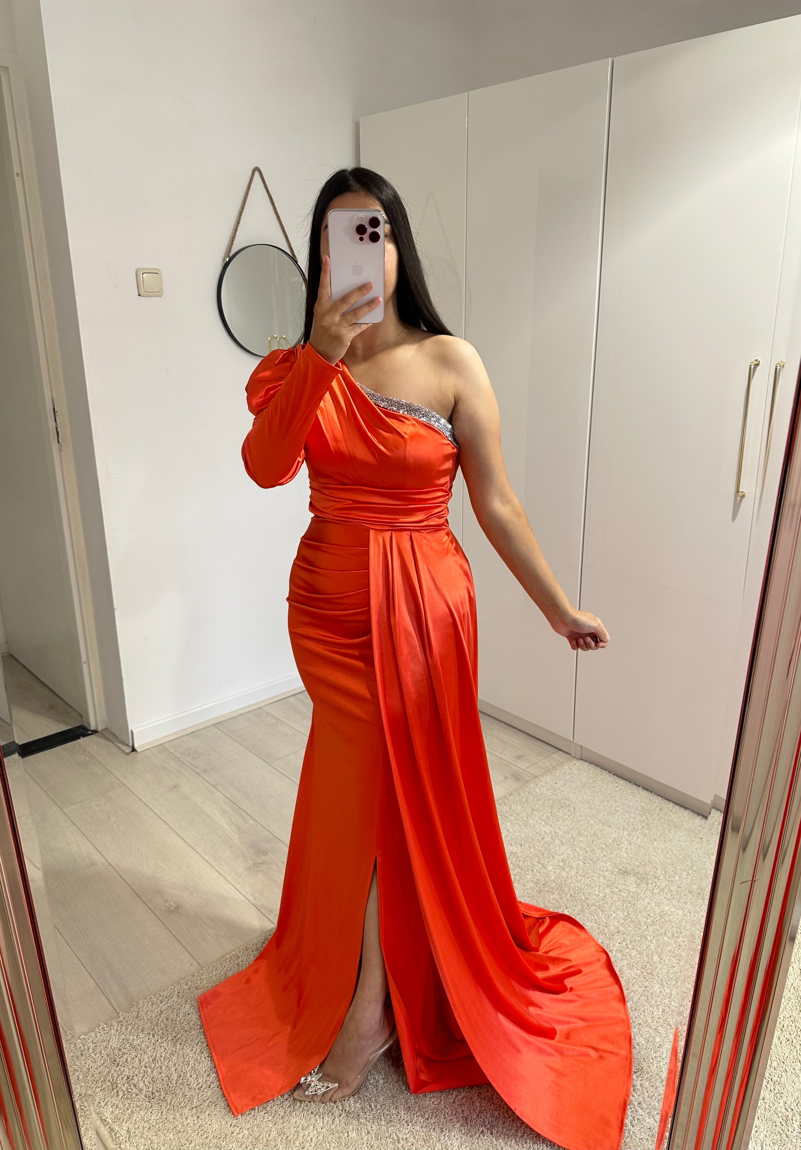 1176 - Orange dress
