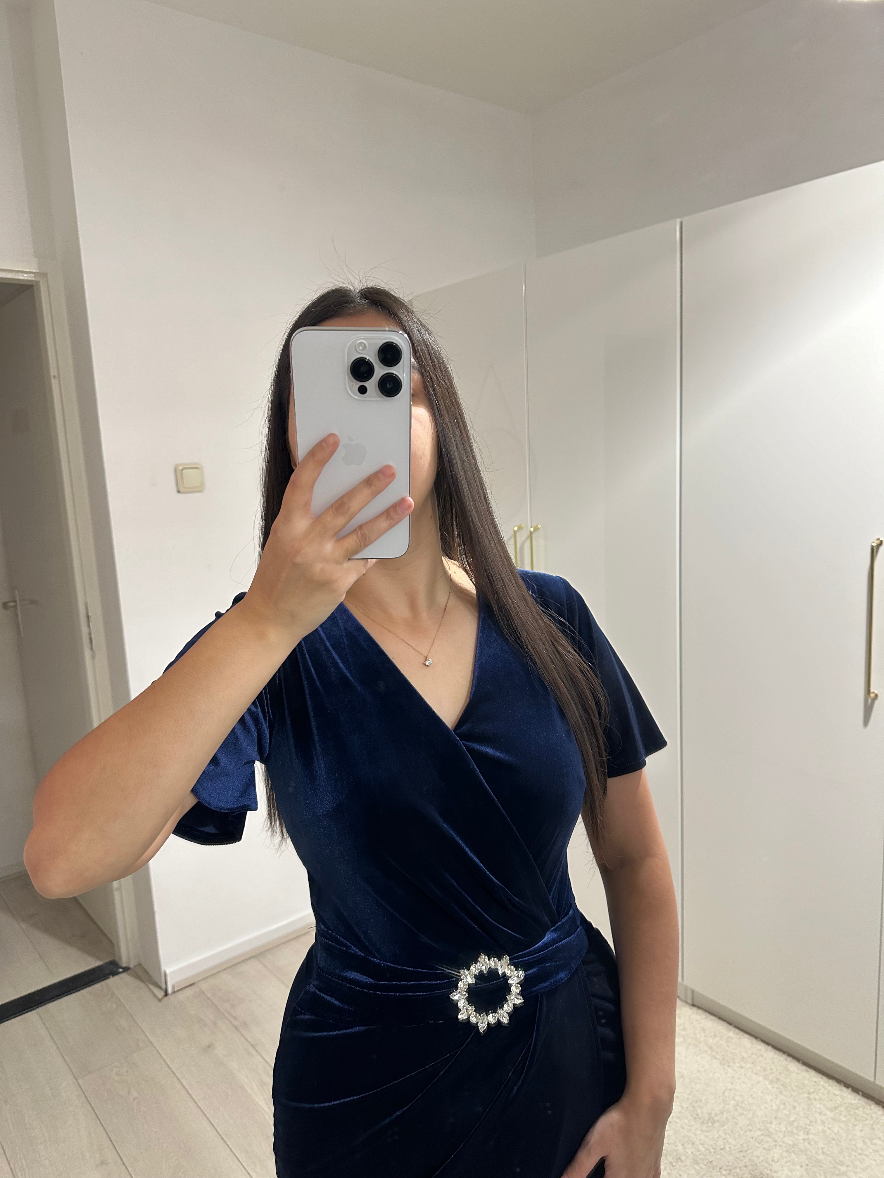 1191 - Blue dress