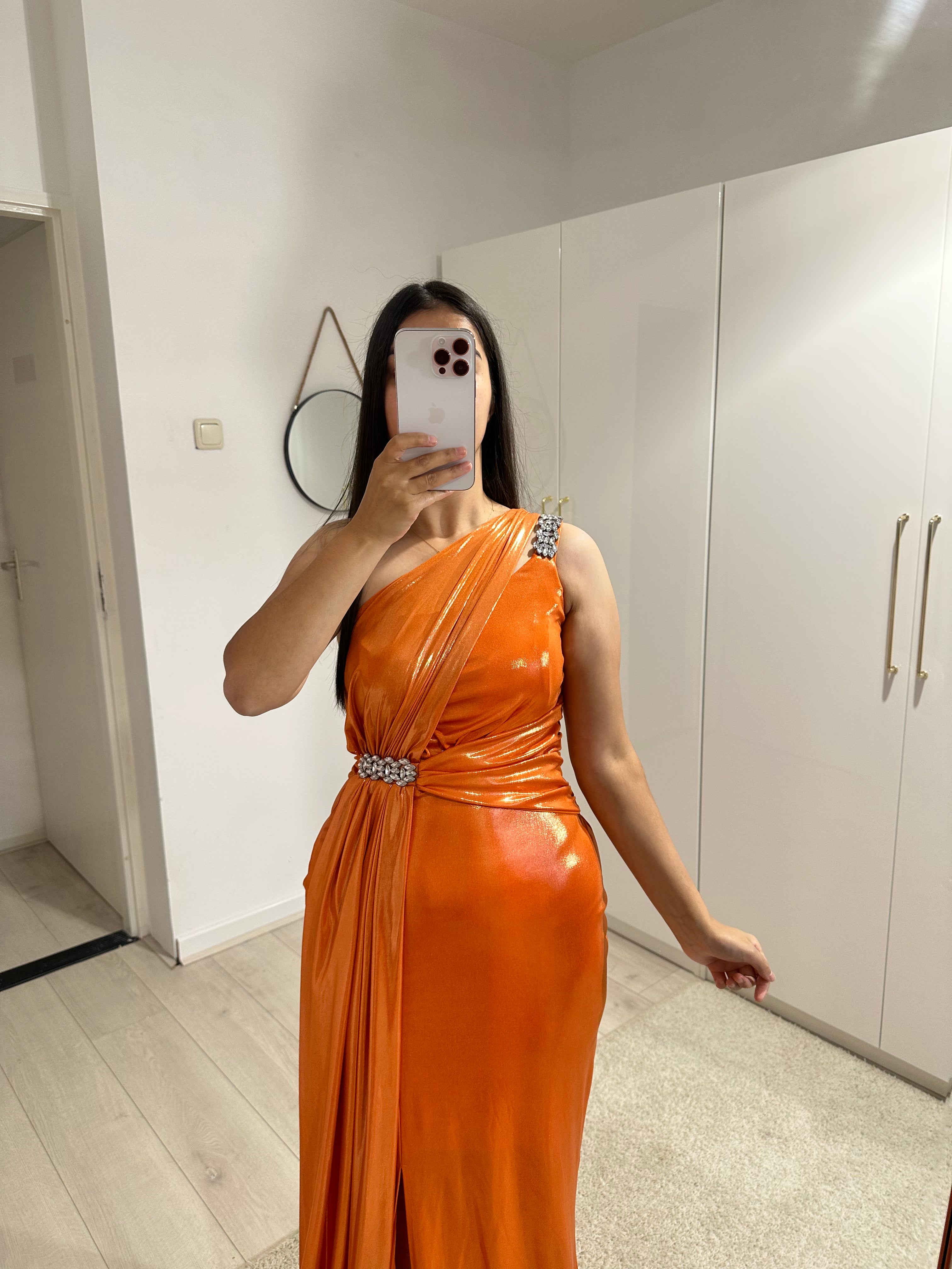 1167 - Orange dress