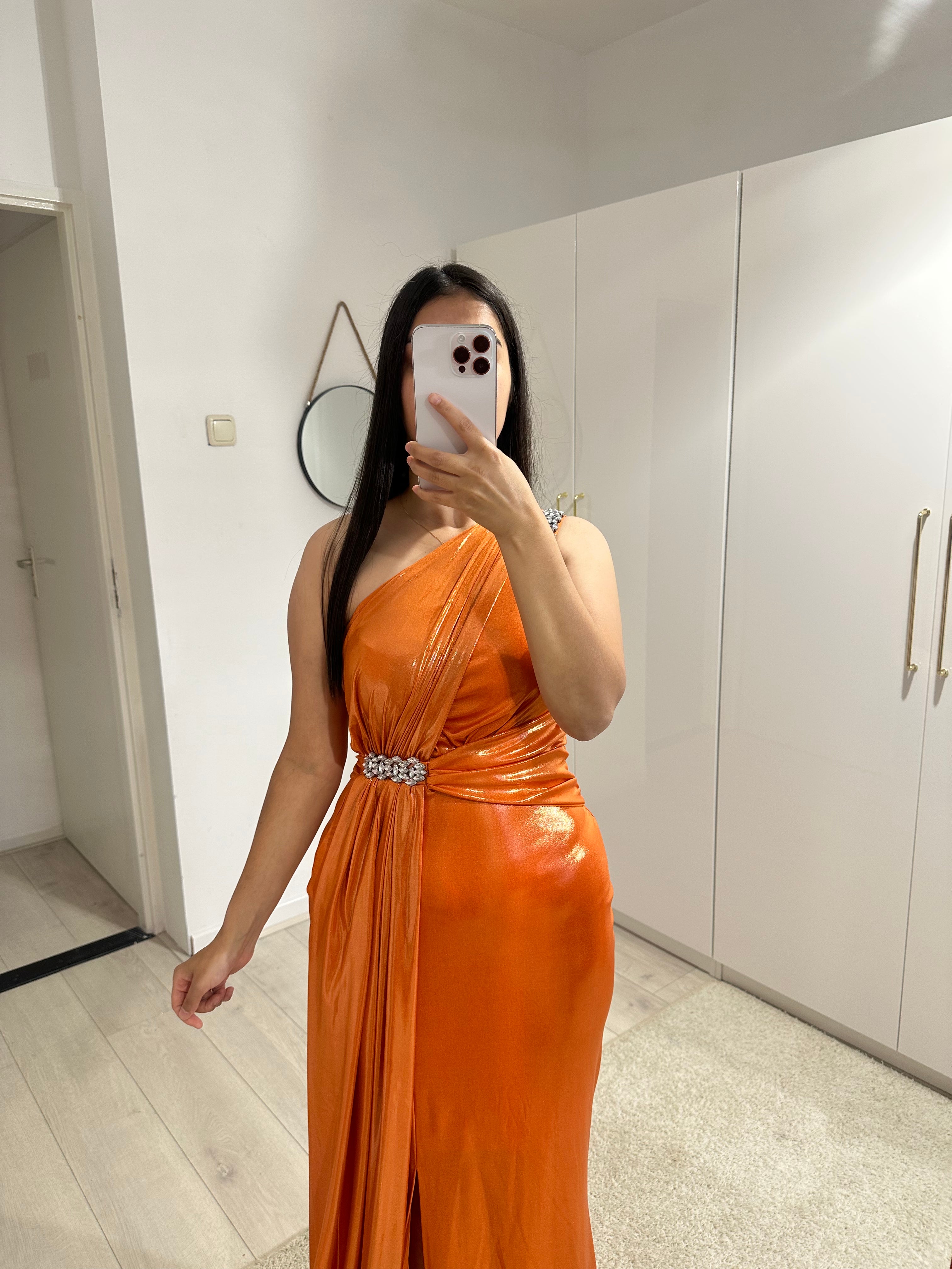 1167 - Orange dress