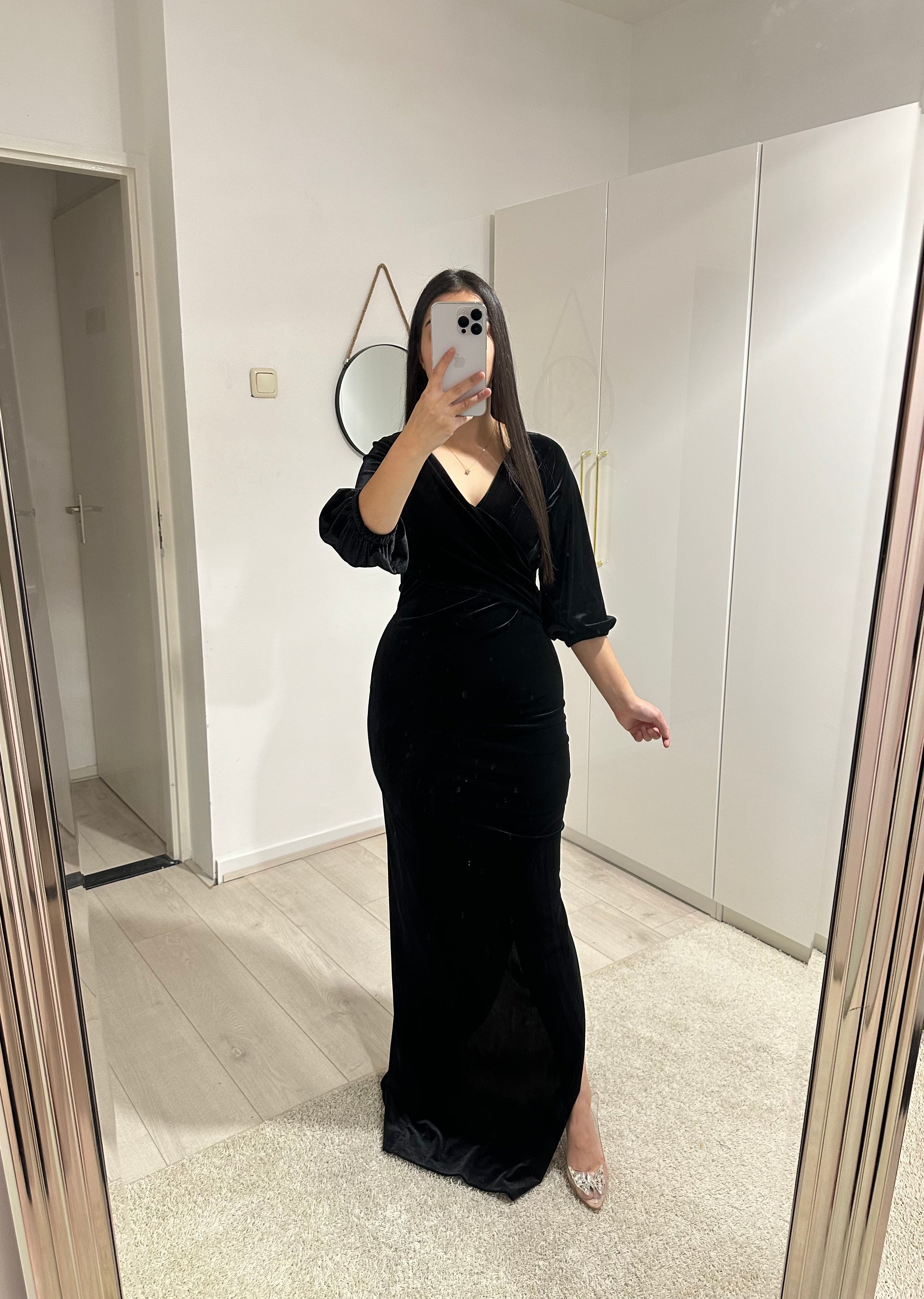 1185 - Black dress