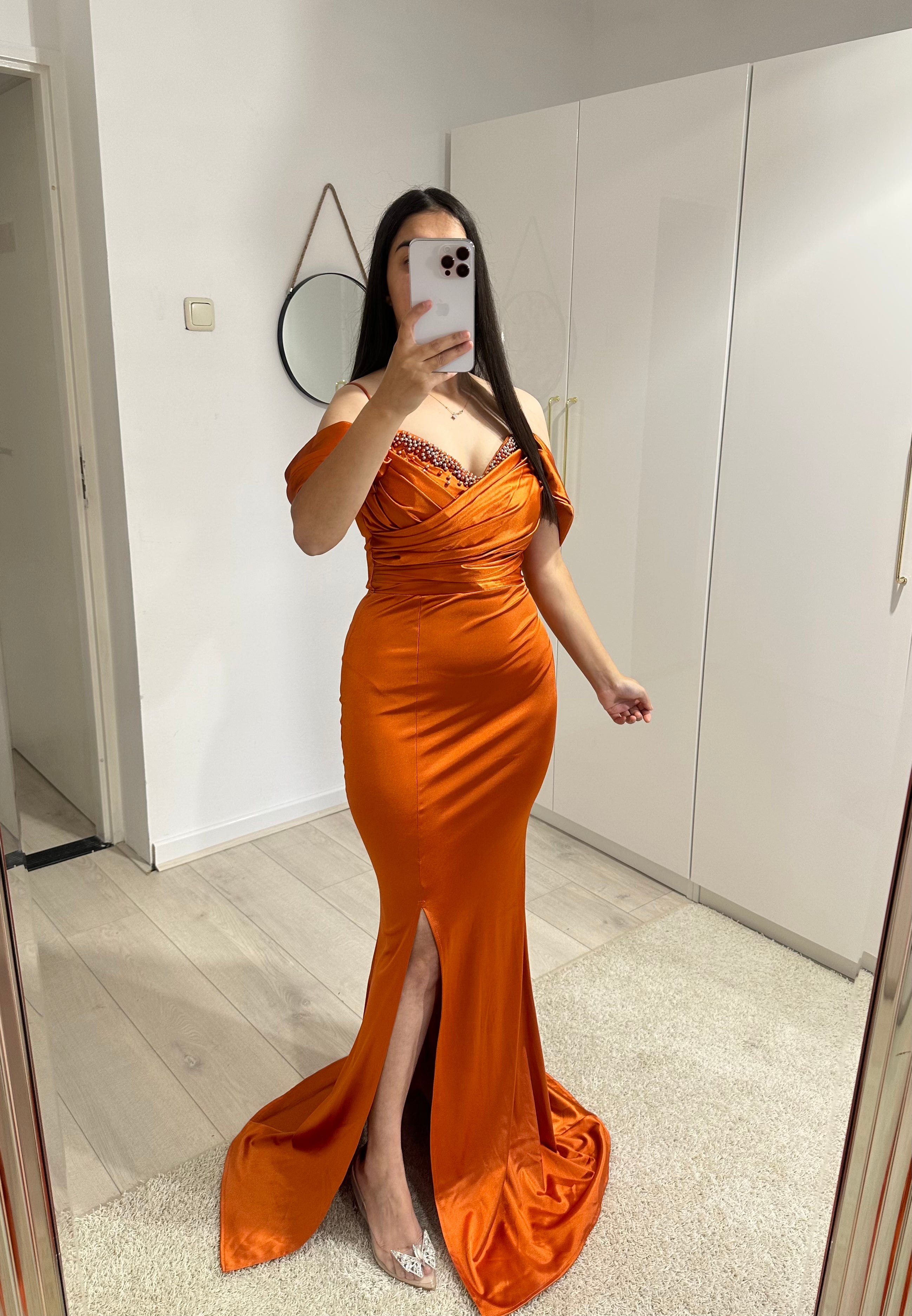 1171 - Orange dress