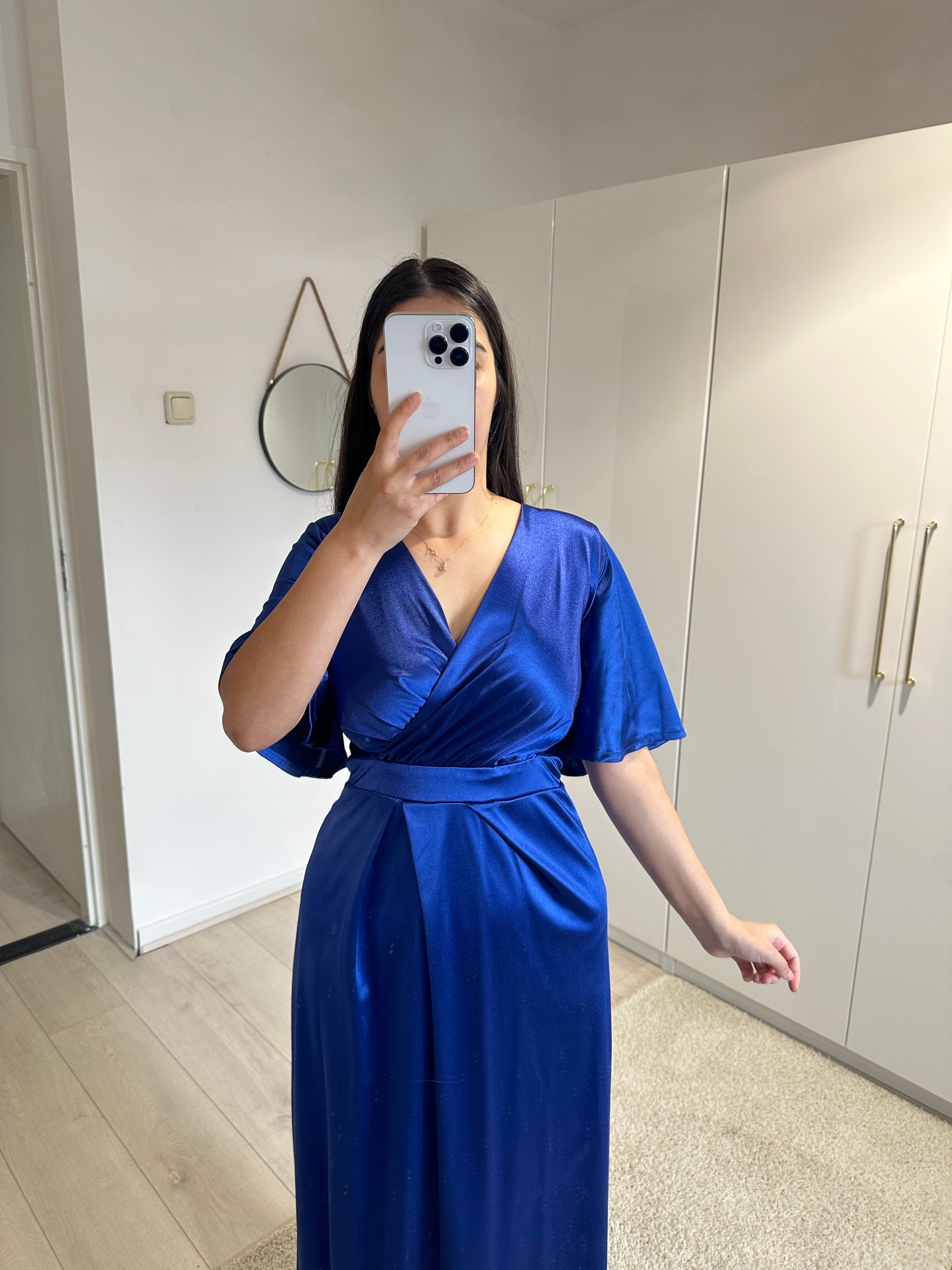 1130 - Blue dress