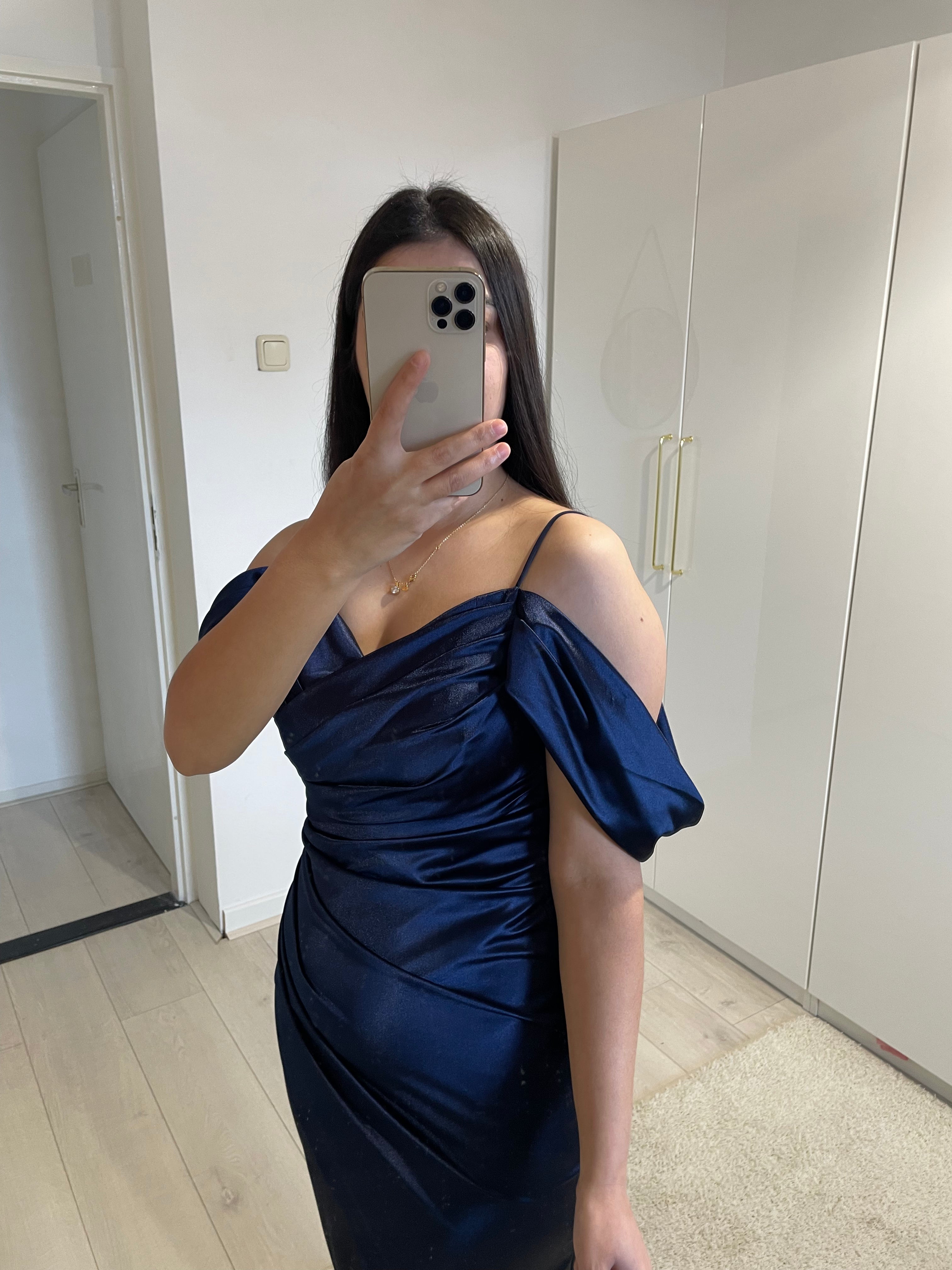 1073 - Dark blue dress