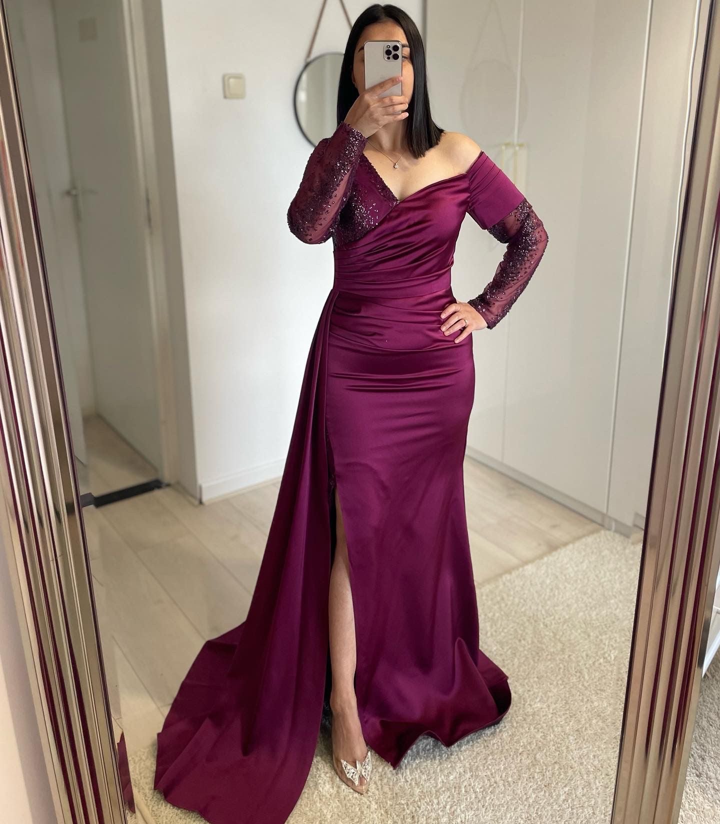 1055 - Purple dress