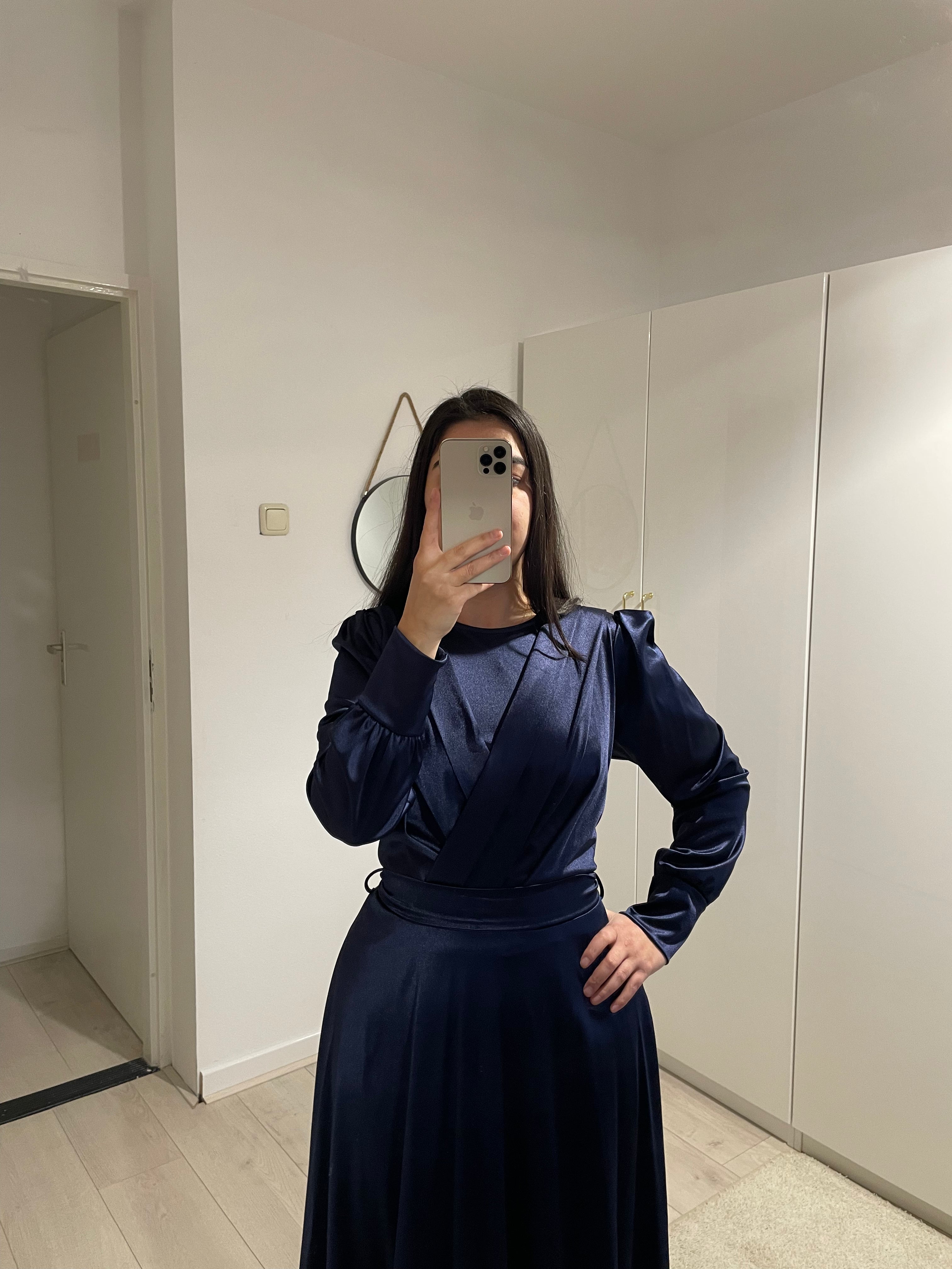 1112 - Dark blue dress