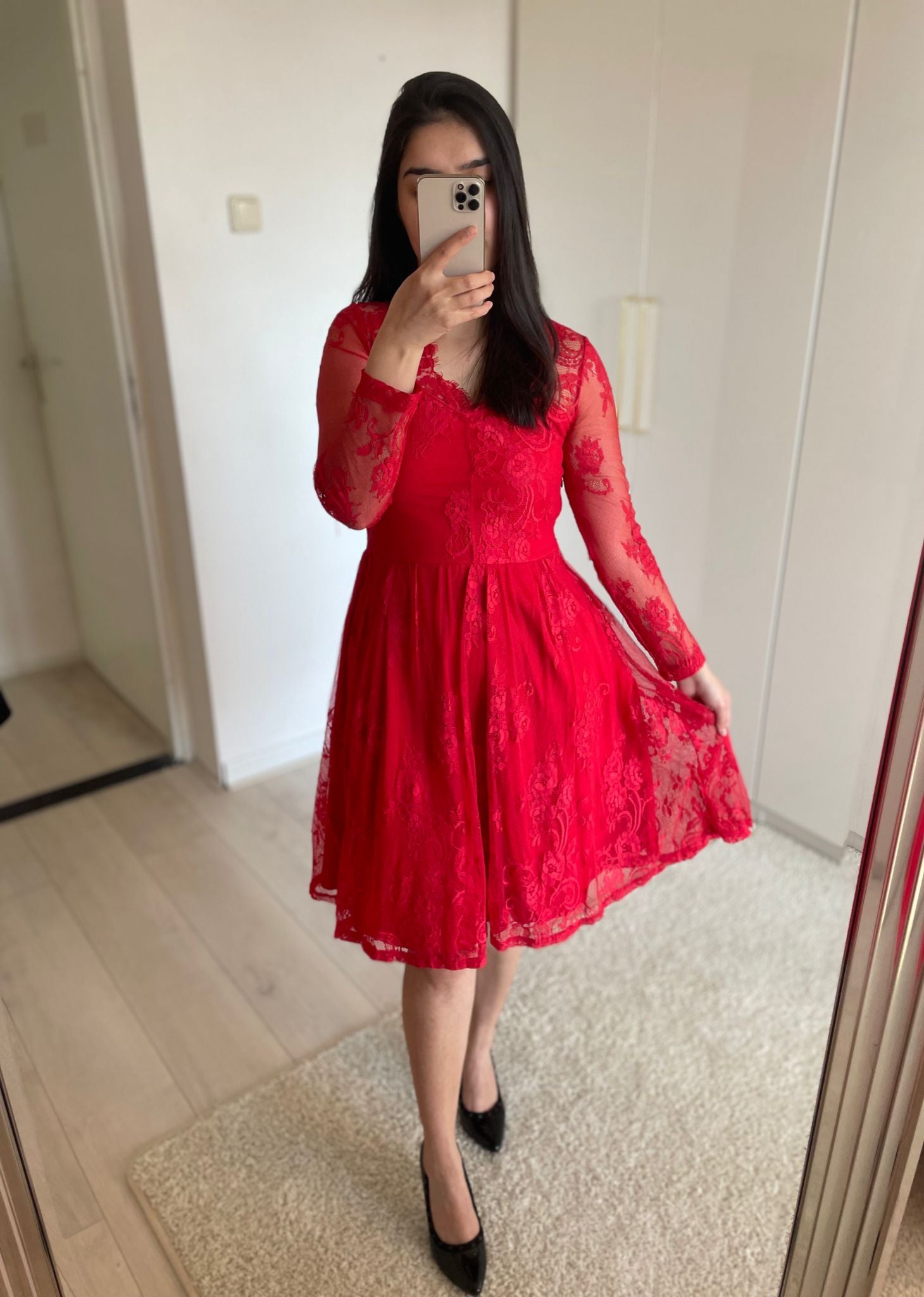 1005 - Red dress