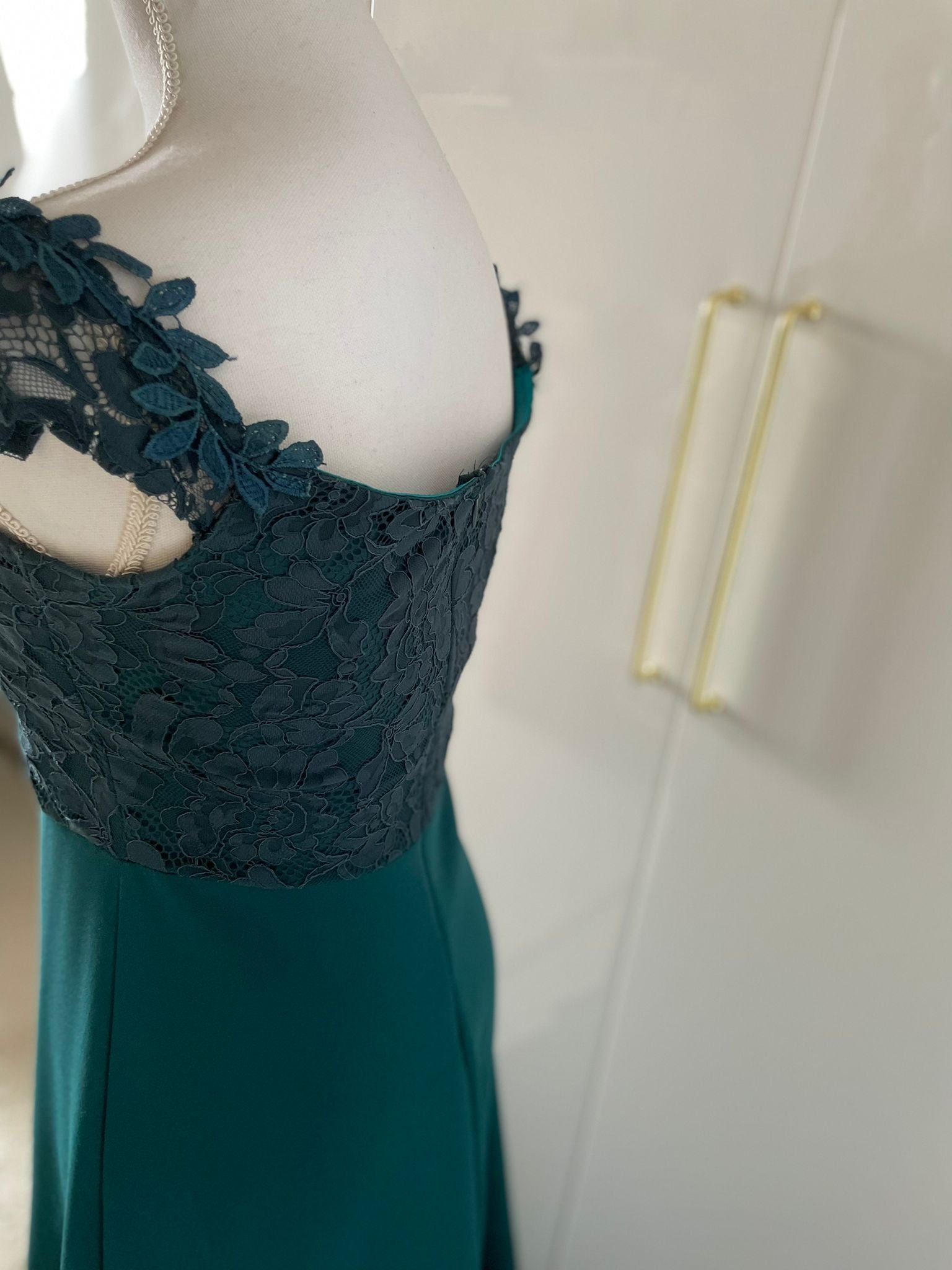 1010 - Green dress