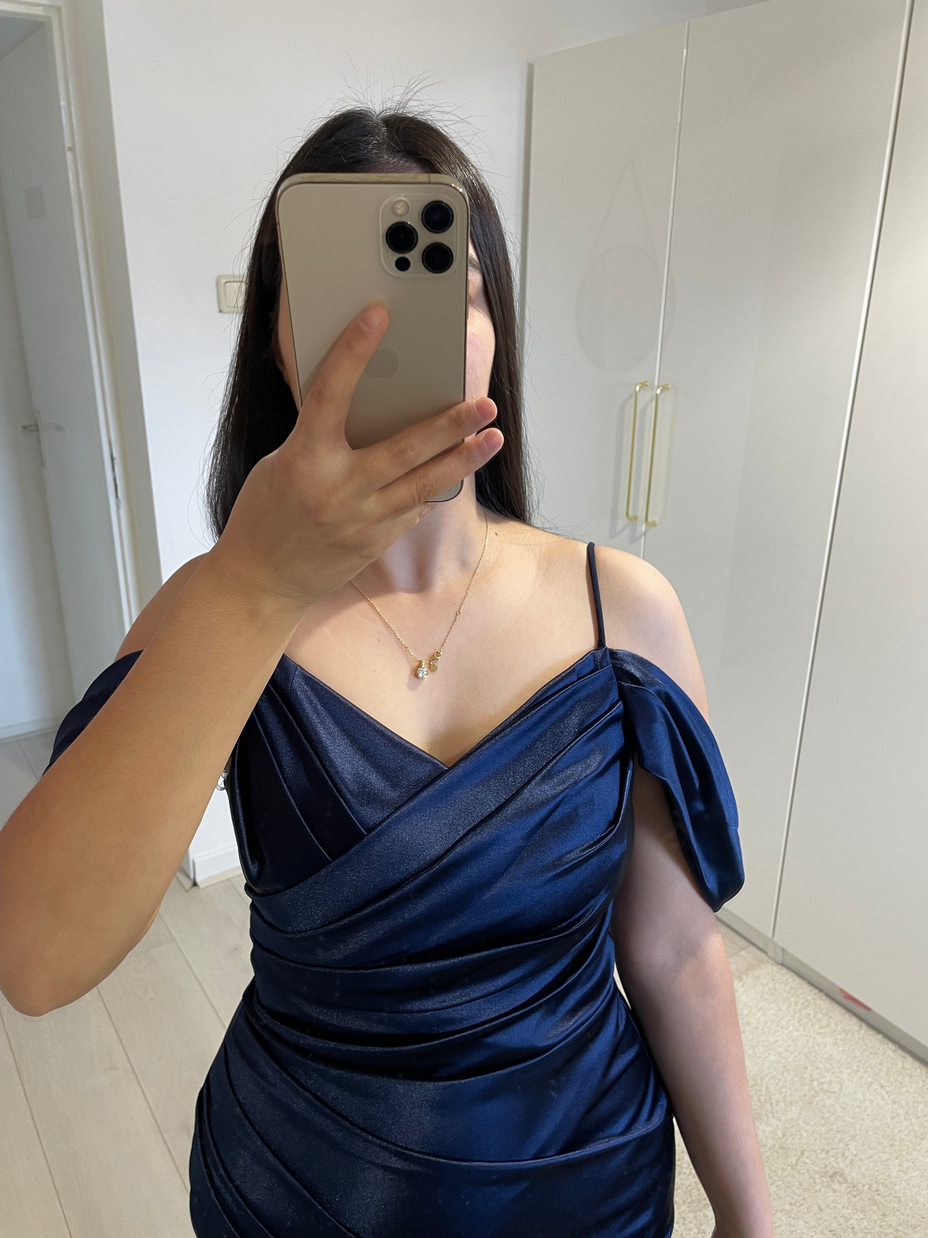 1073 - Dark blue dress