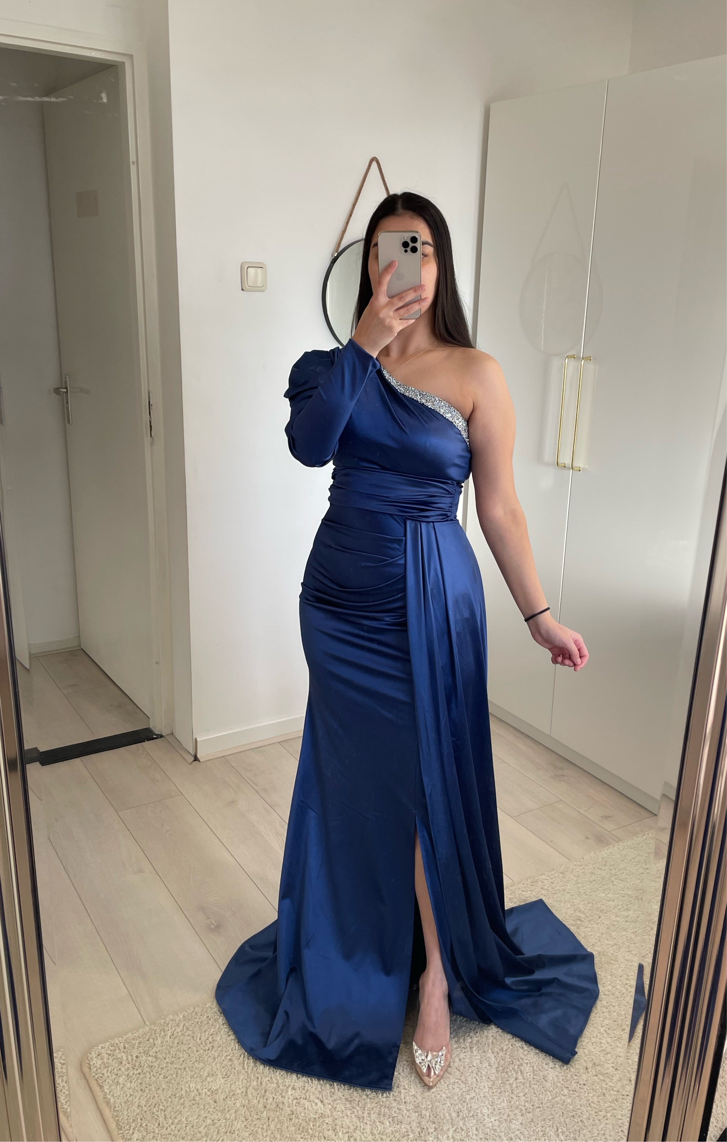 1122 - Blue dress