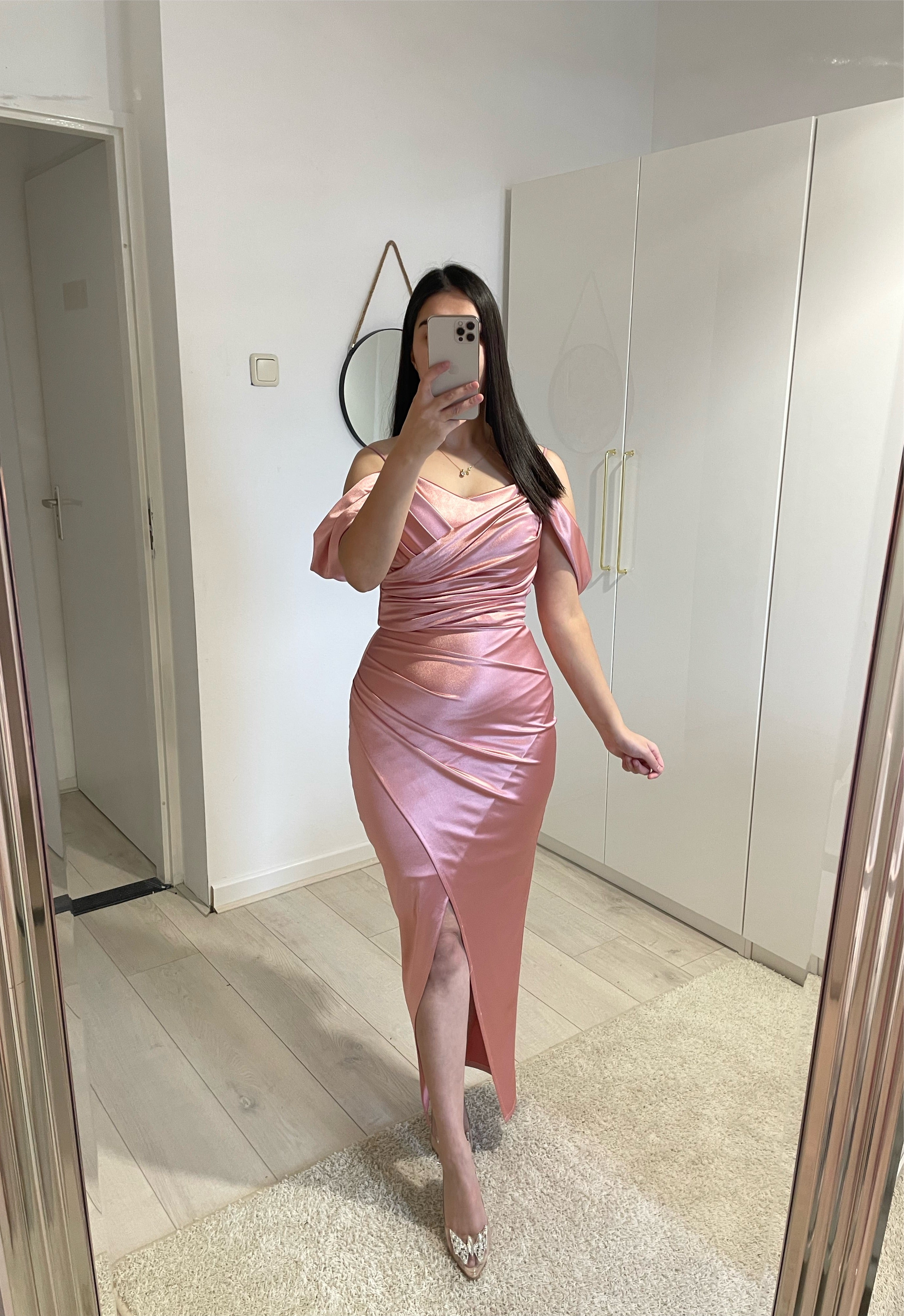 1119 - Pink dress
