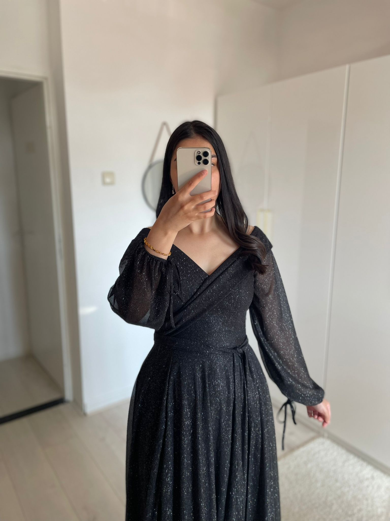 1032 - Black dress