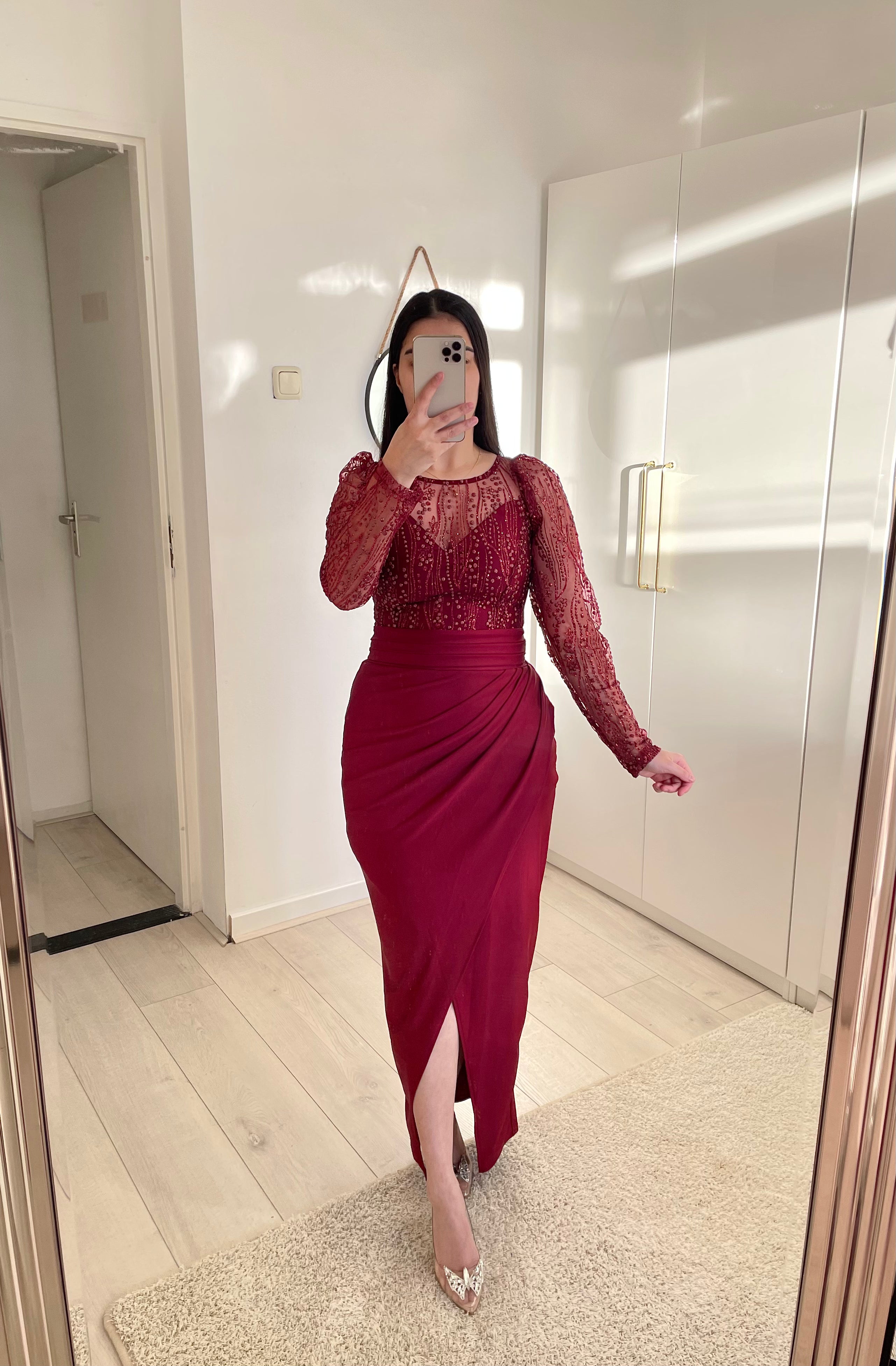 1123 - Bordeaux dress