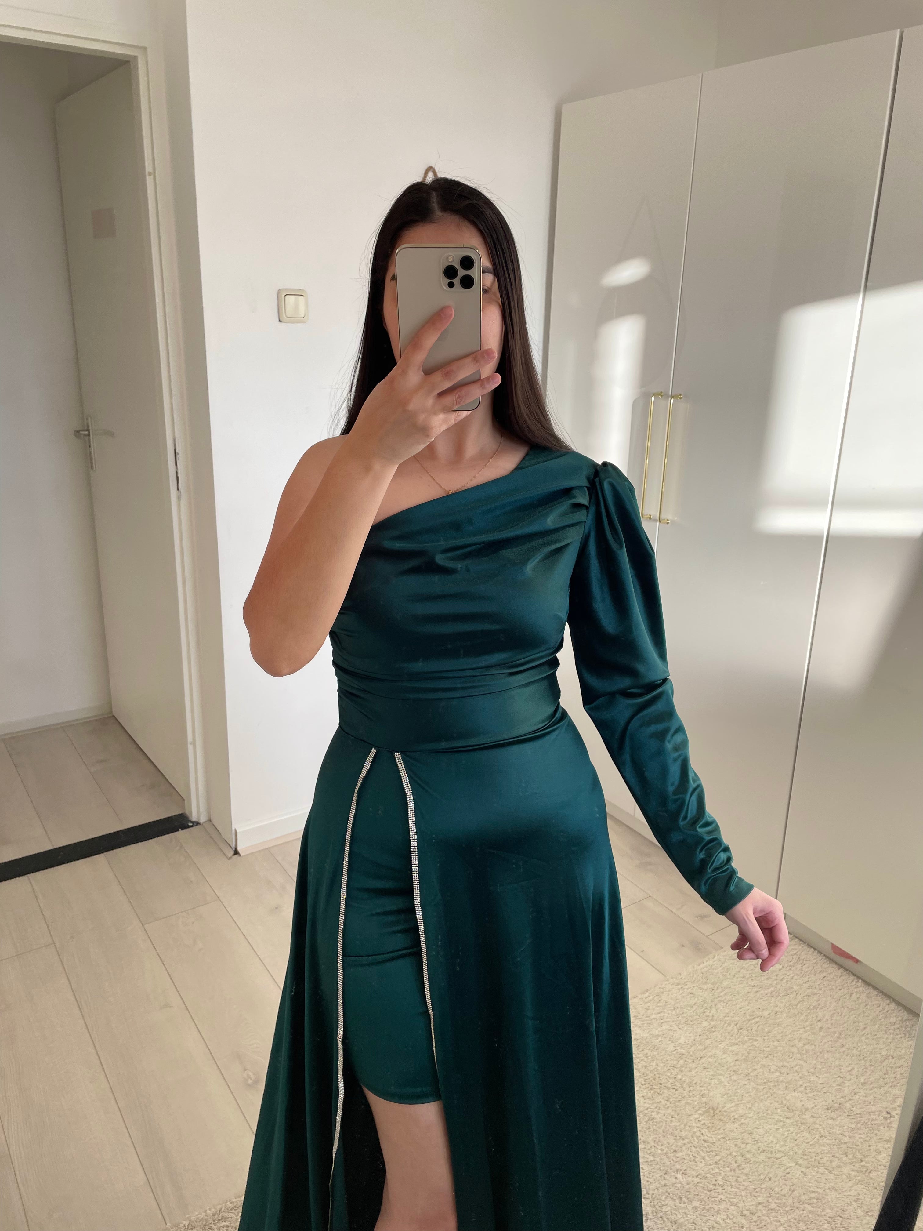 1125 - Green dress